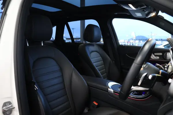 Mercedes-Benz GLC220 d 4MATIC AMG Line Diesel Turbo 4WD — photo 8