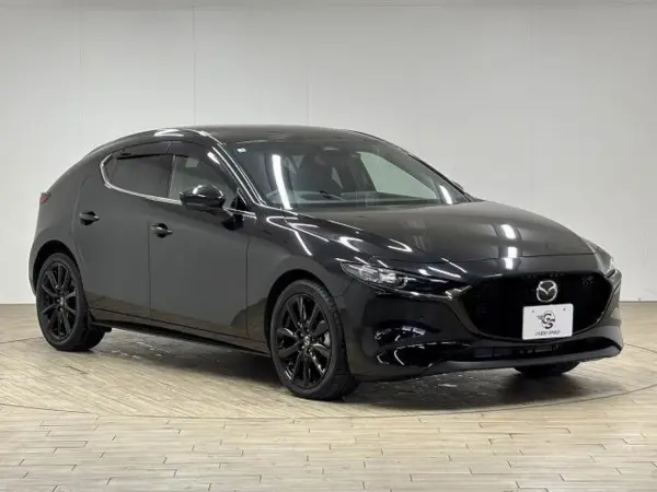 2025 Mazda 3 Fastback — photo 9 | Tuminion Kenya
