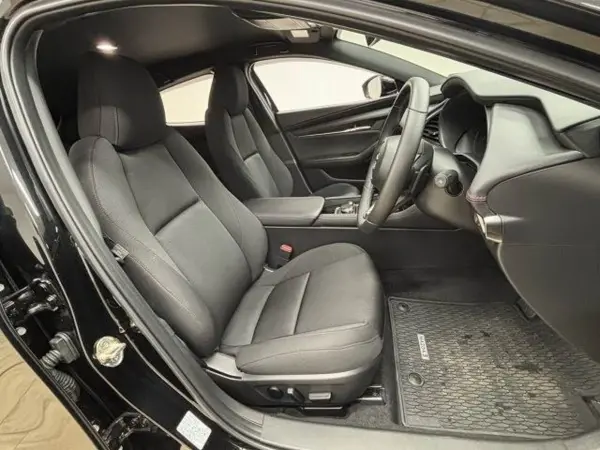 2025 Mazda 3 Fastback — photo 7 | Tuminion Kenya
