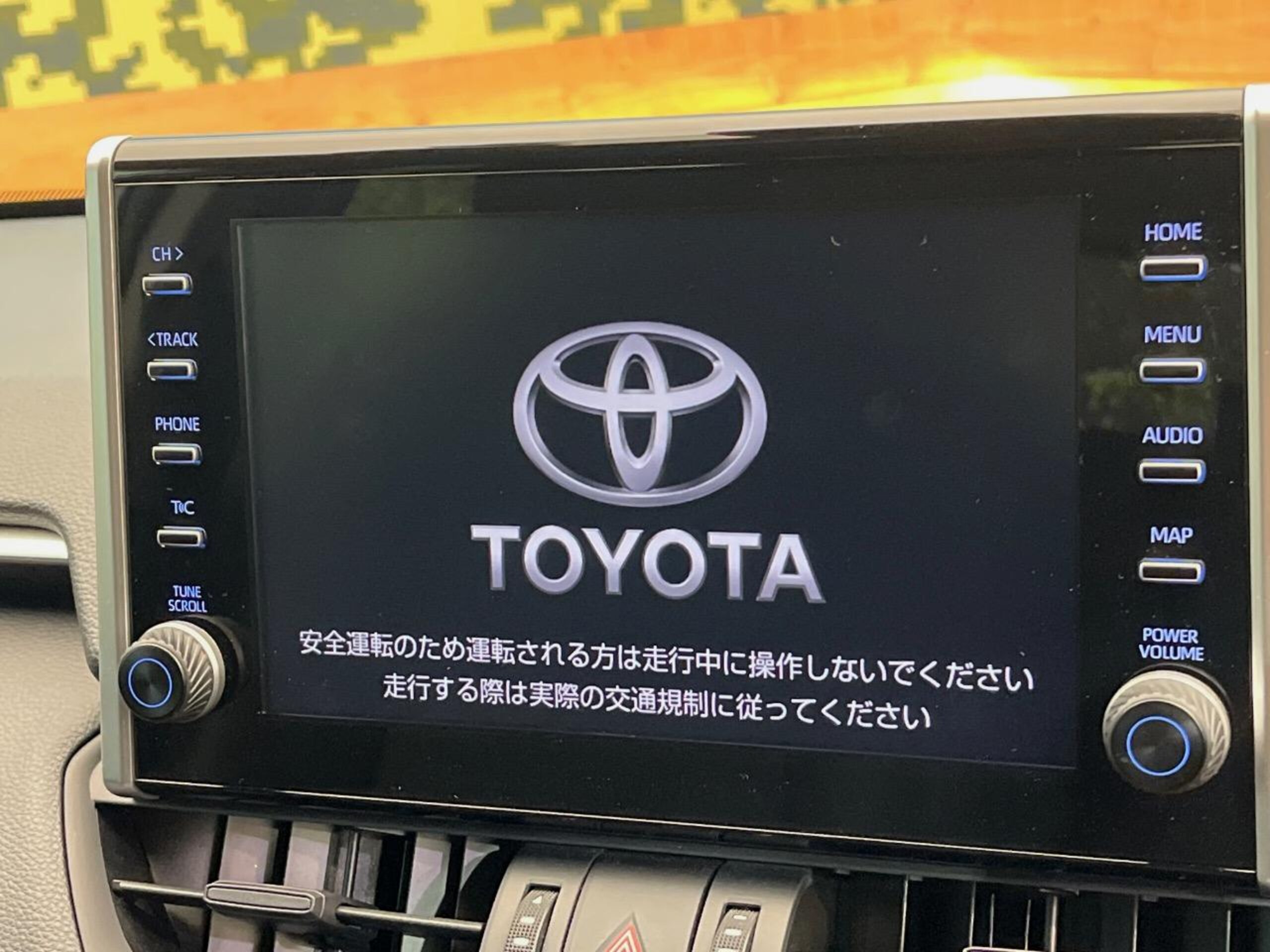 2021 Toyota  Rav4 — photo 3