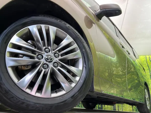 Toyota Alphard Hybrid 2.5 Z E-Four 4WD — photo 9