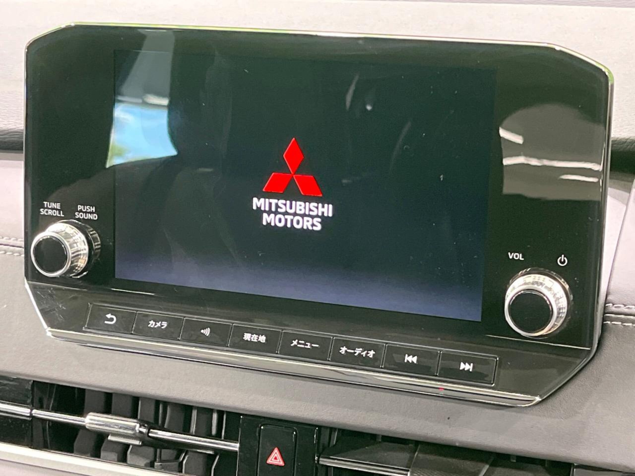 2022 Mitsubishi Outlander — photo 3