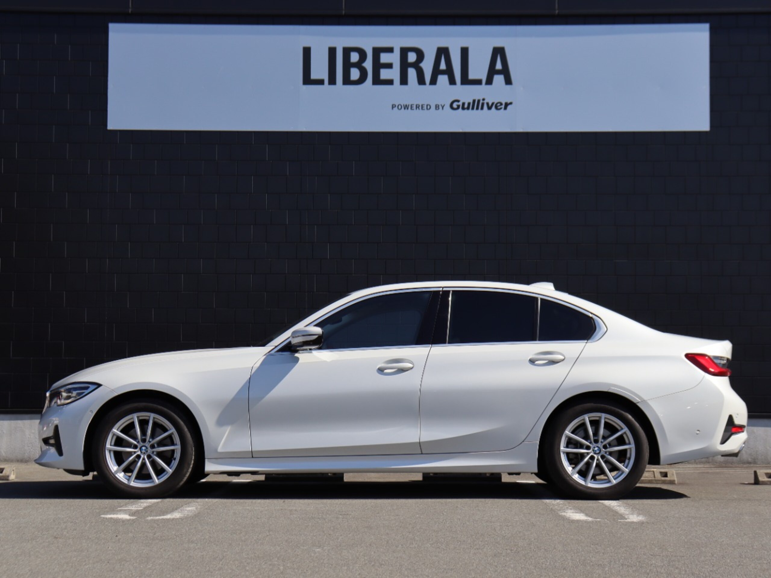 BMW 3 Series 320i Pure Elegance Tokyo Area Limited Edition 100 Units Model Vernasca Camoka Leather Seats Driving Assistant Professional ACC Lane Departure Warning BSM BMW Live Cockpit Comfort Package Ambient Light DSRC — photo 8