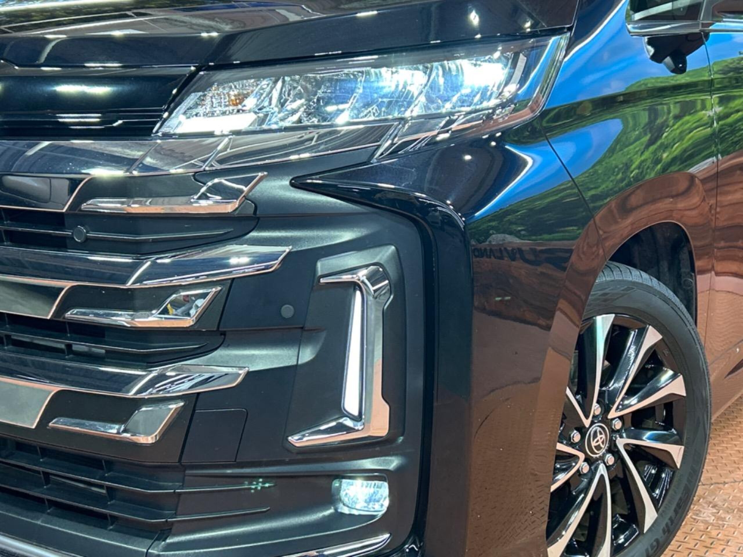 Toyota Noah 2.0 S-Z — photo 8