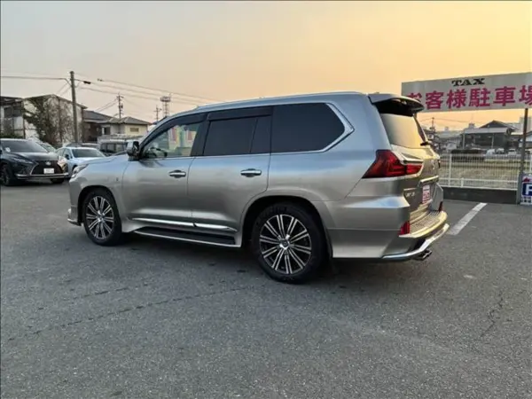 2018 Lexus Lx — photo 3 | Tuminion Kenya