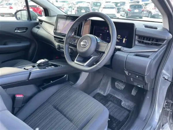 Nissan Note 1.2 X FOUR 4WD with Genuine Navigation, All-Around Monitor, Steel Wheels, Summer Tires (Gray) — photo 8