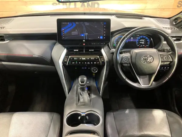 2023 Toyota Harrier — photo 2