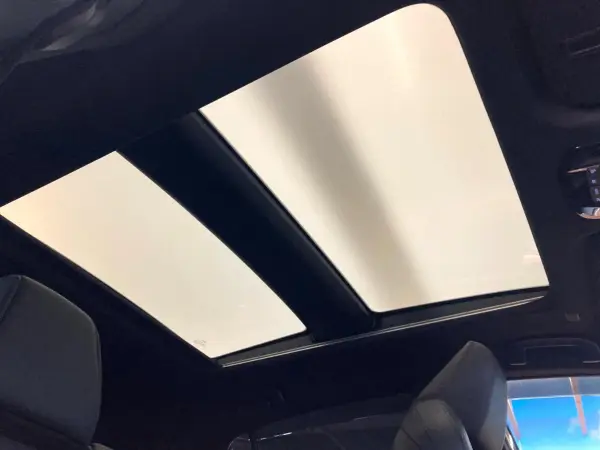 2023 Toyota Harrier — photo 3