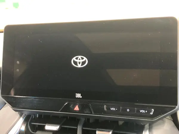 Toyota Harrier 2.5 Plug-in Hybrid Z E-Four 4WD — photo 7