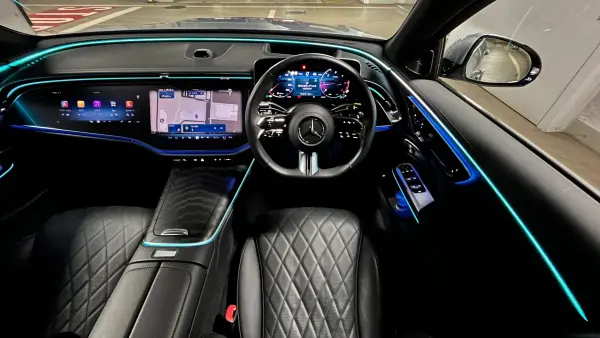 Mercedes-Benz E-Class E220 d Avantgarde AMG Line Package (ISG Equipped Model) Diesel Turbo MP202401 E220d Avantgarde High-Tech Silver Nappa Leather Black AMG Line Package Advanced Package Digital Interior Package Leather Exclusive Package Diesel Turbo MBUX (High-Tech Silver) — photo 8