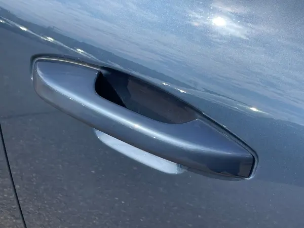 Volvo XC40 B4 AWD Inscription 4WD Ivory Leather Harman Kardon 360° Camera Genuine Navigation Full-Seg TV CarPlay Power Rear Gate Crystal Shift Genuine 19-inch AW LED Headlights Front/Rear Dashcam (Blue Metallic) — photo 9