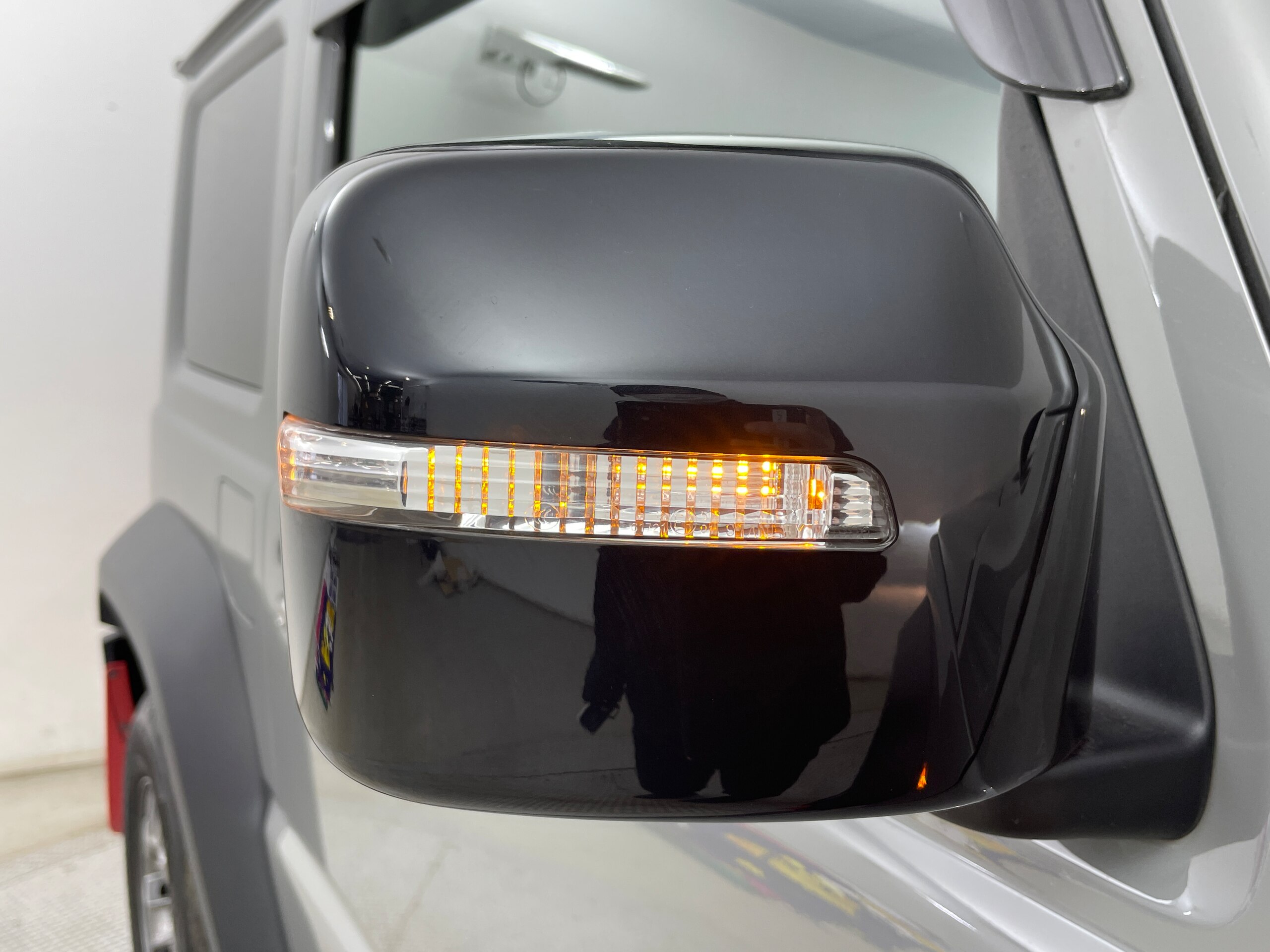 Suzuki Jimny Sierra 1.5 JC 4WD — photo 8