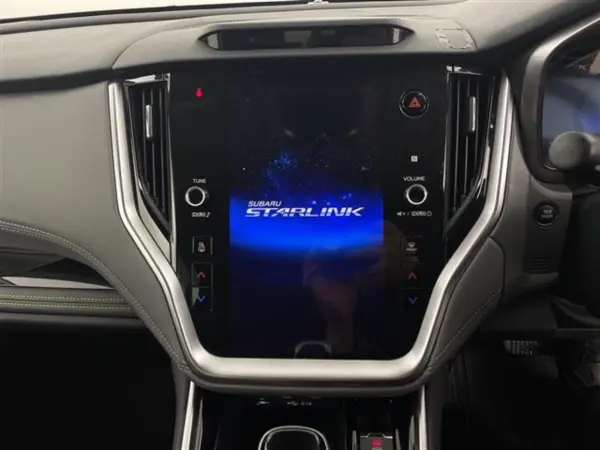 2021 Subaru Legacy Outback — photo 3