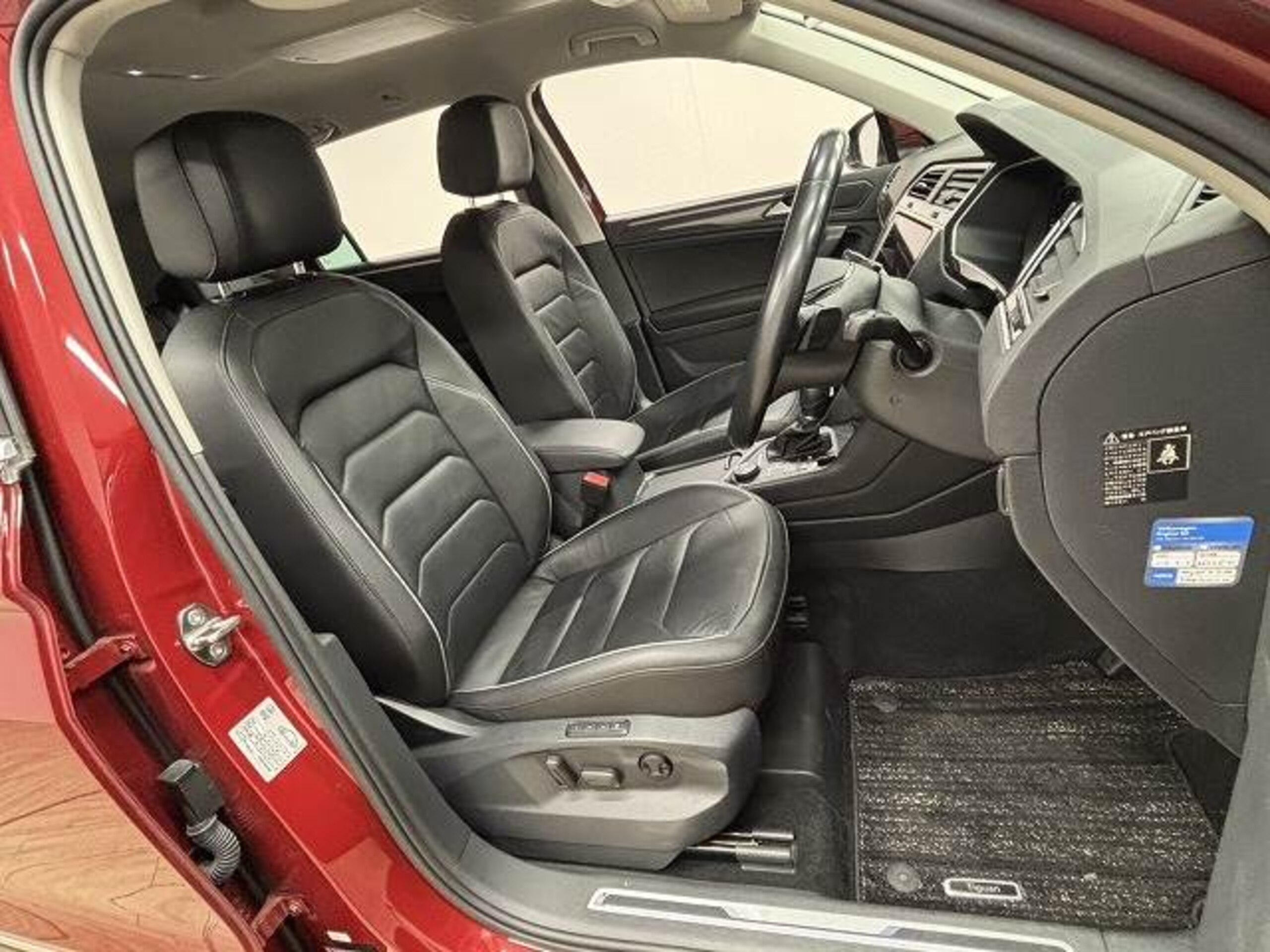 Volkswagen Tiguan TDI 4Motion Highline Diesel Turbo 4WD — photo 7