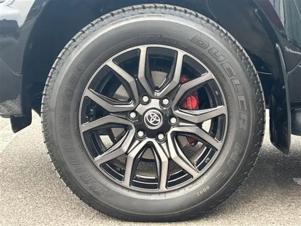 Toyota Hilux 2.4 Z GR Sport Diesel Turbo 4WD No Repair History (Attitude Black Mica) — photo 8
