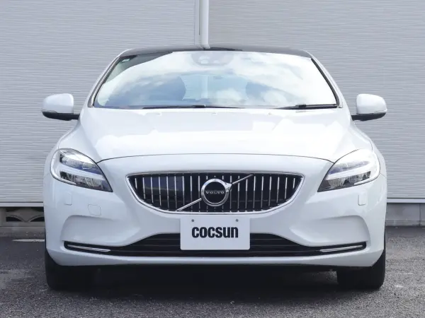 2020 Volvo V40 — photo 3