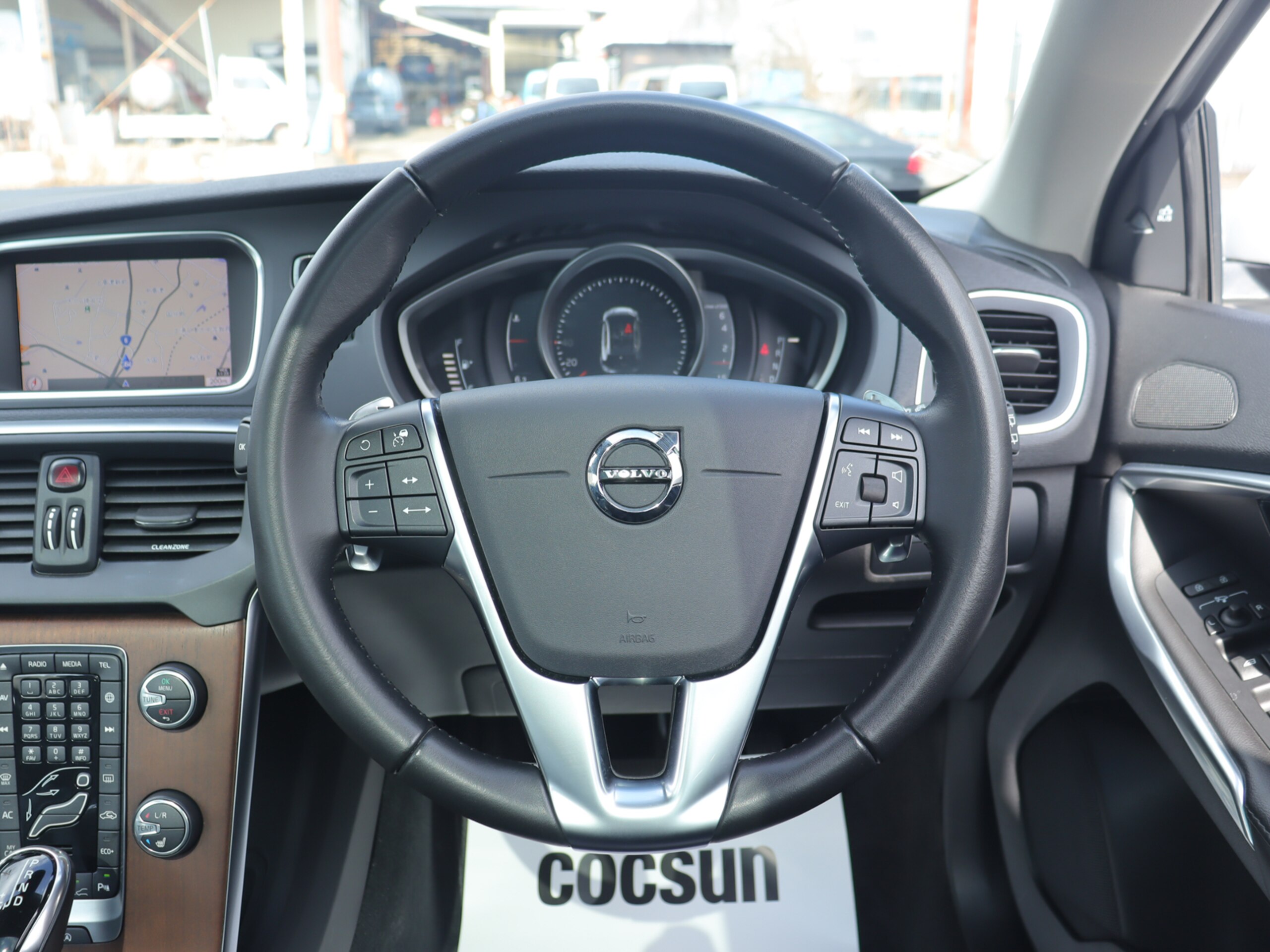 Volvo V40 T3 Classic Edition — photo 8