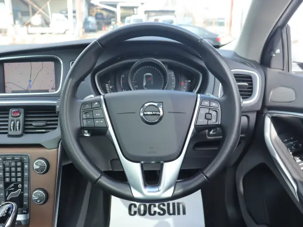 Volvo V40 T3 Classic Edition — photo 8