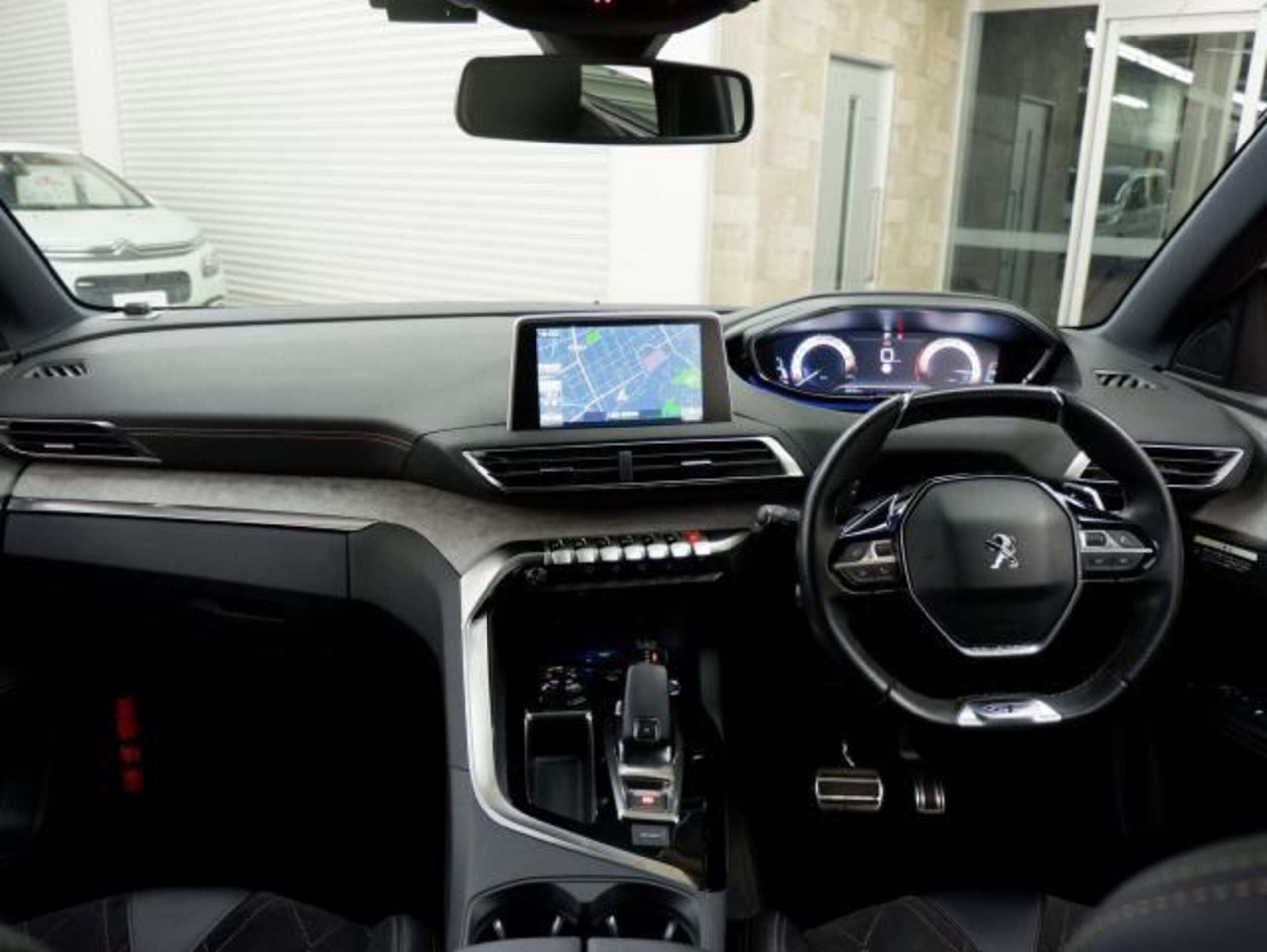 Peugeot 5008 GT BlueHDi Diesel Turbo — photo 7