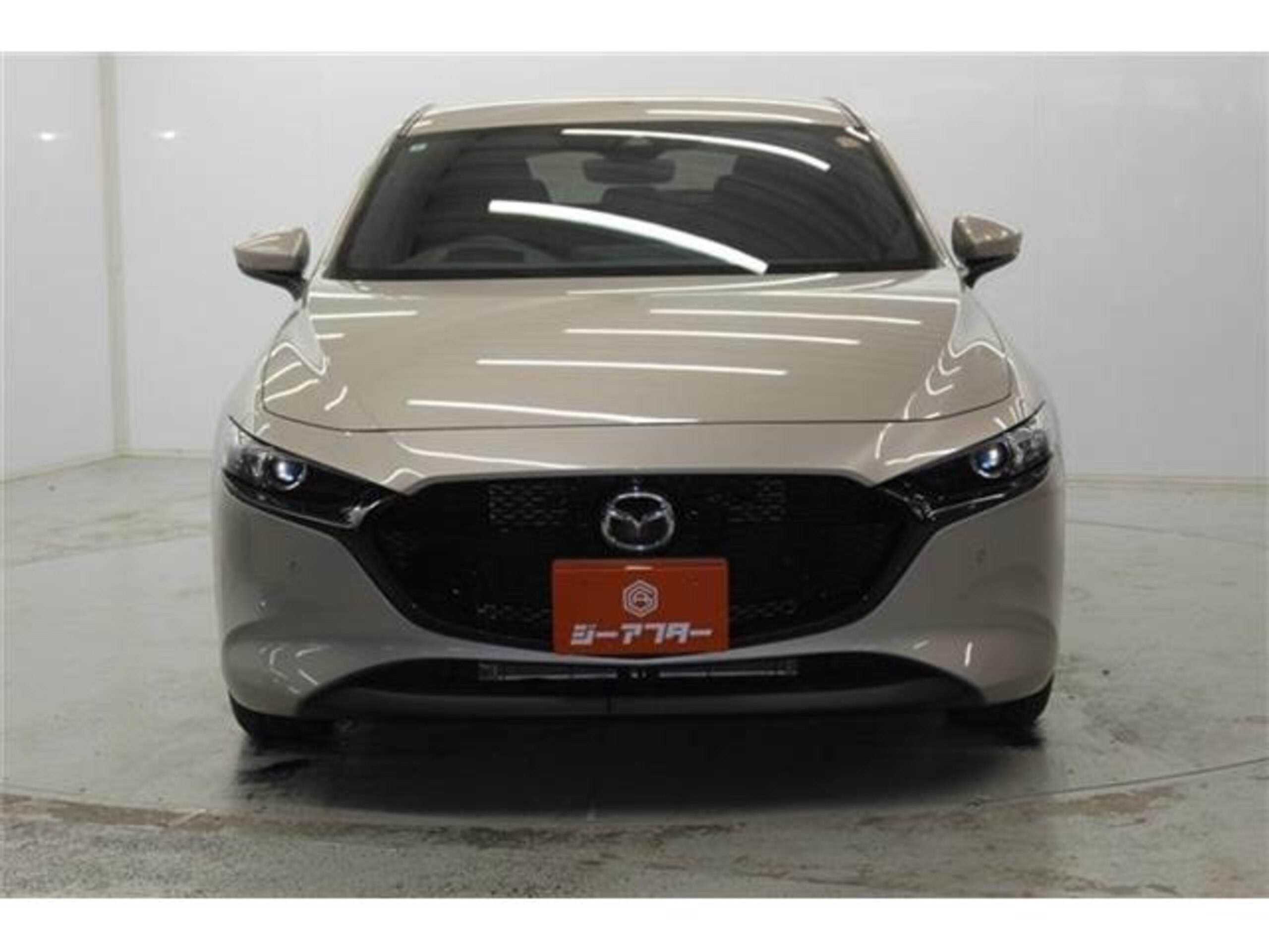 2023 Mazda 3 Fastback — photo 2