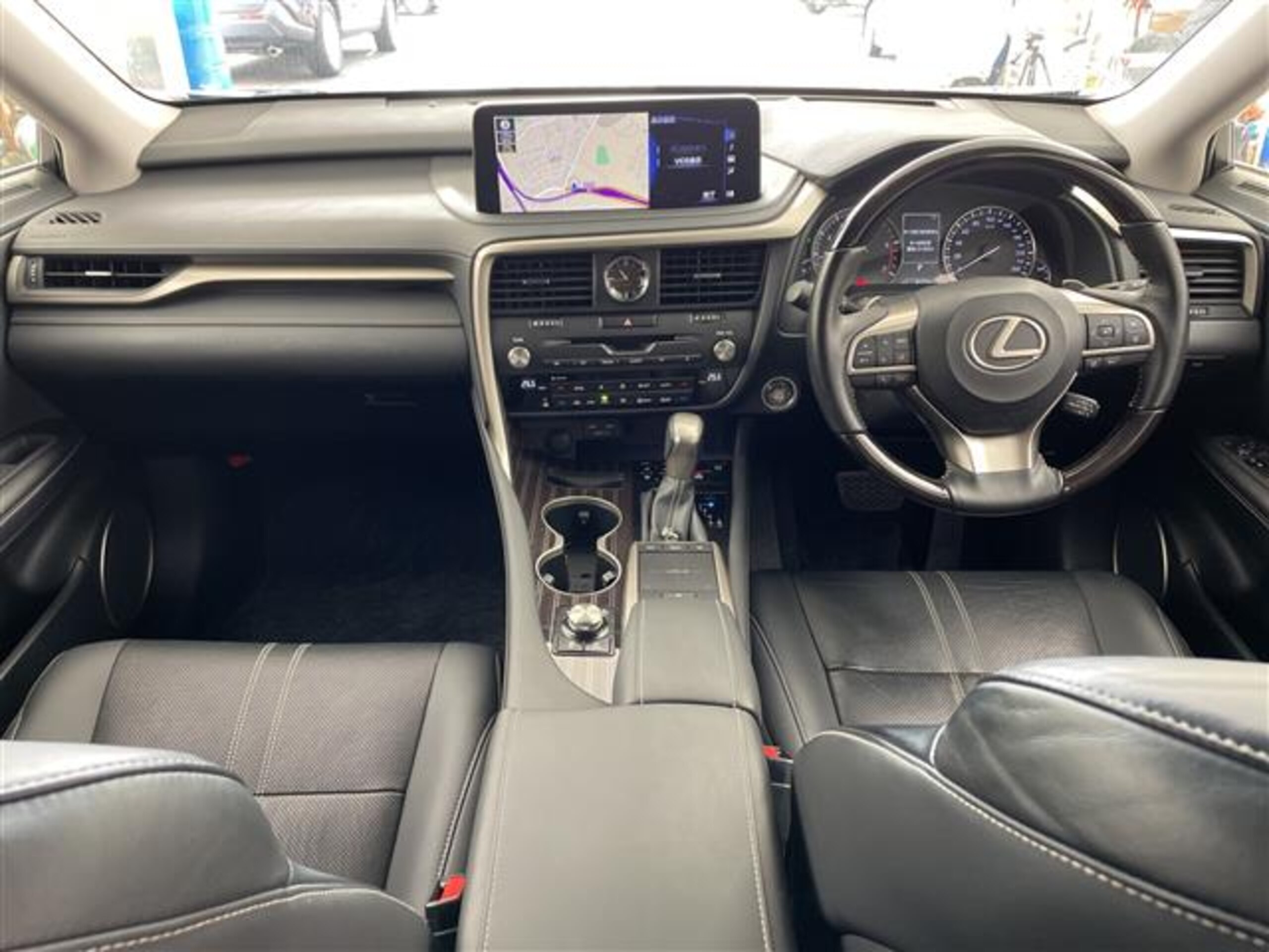 2020 Lexus Rx — photo 2