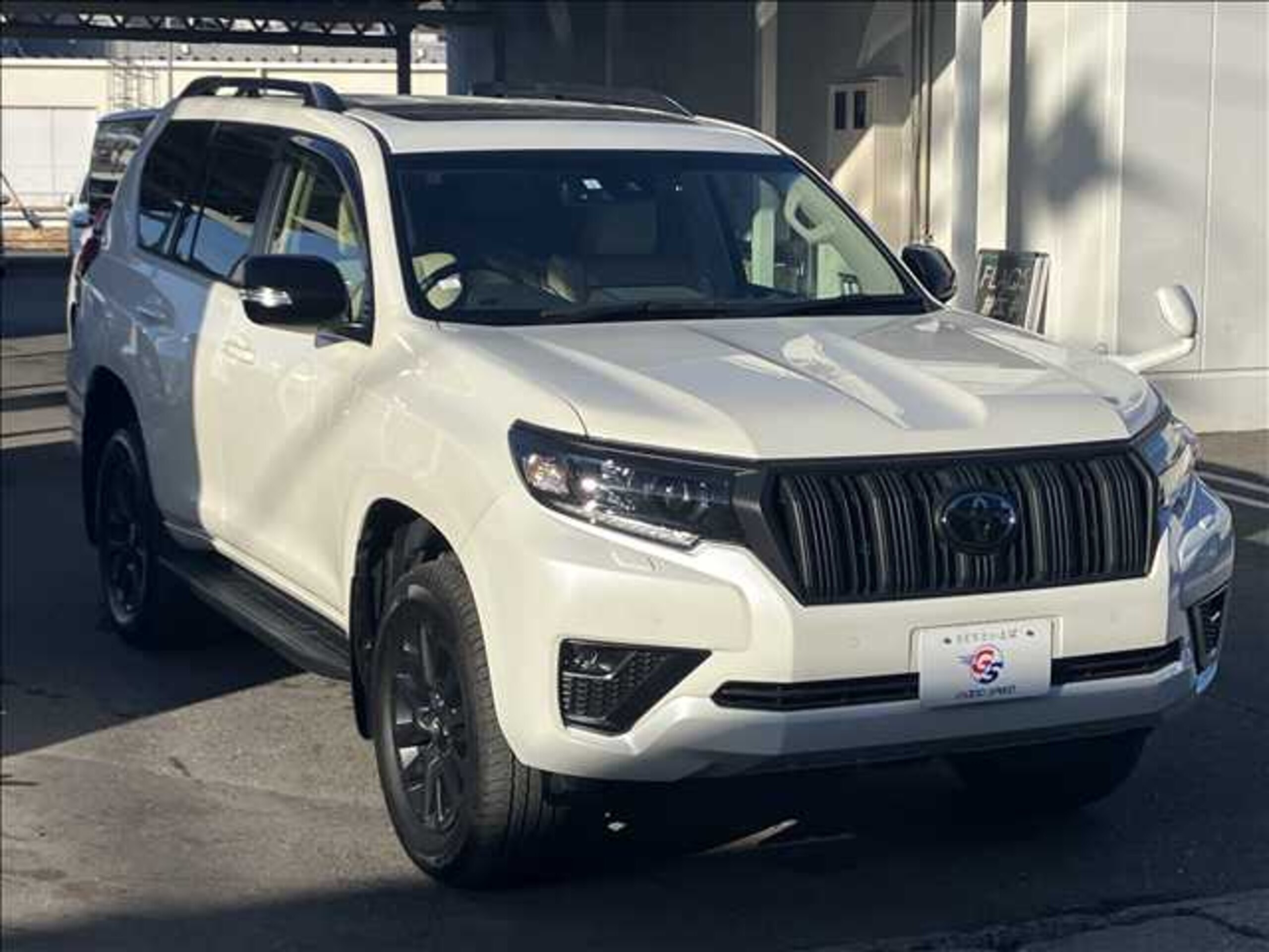 Toyota Land Cruiser Prado 2.7 TX L Package Matte Black Edition 4WD — photo 9