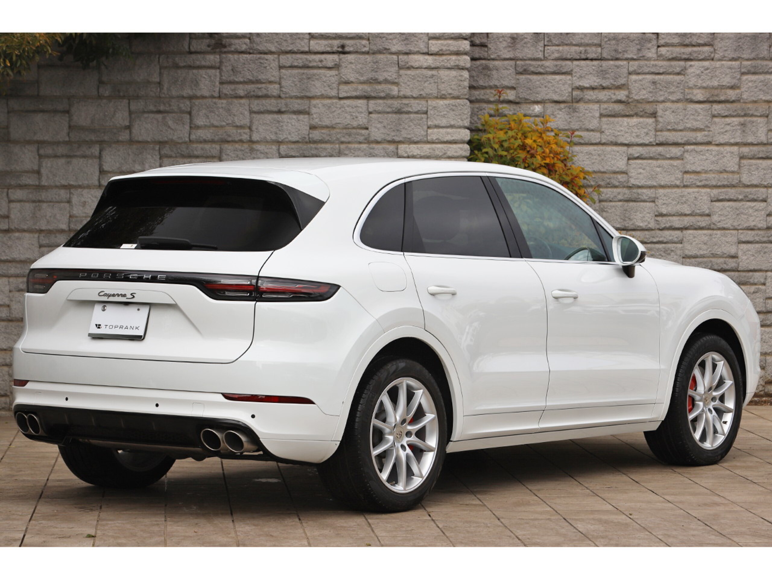 2019 Porsche Cayenne — photo 3