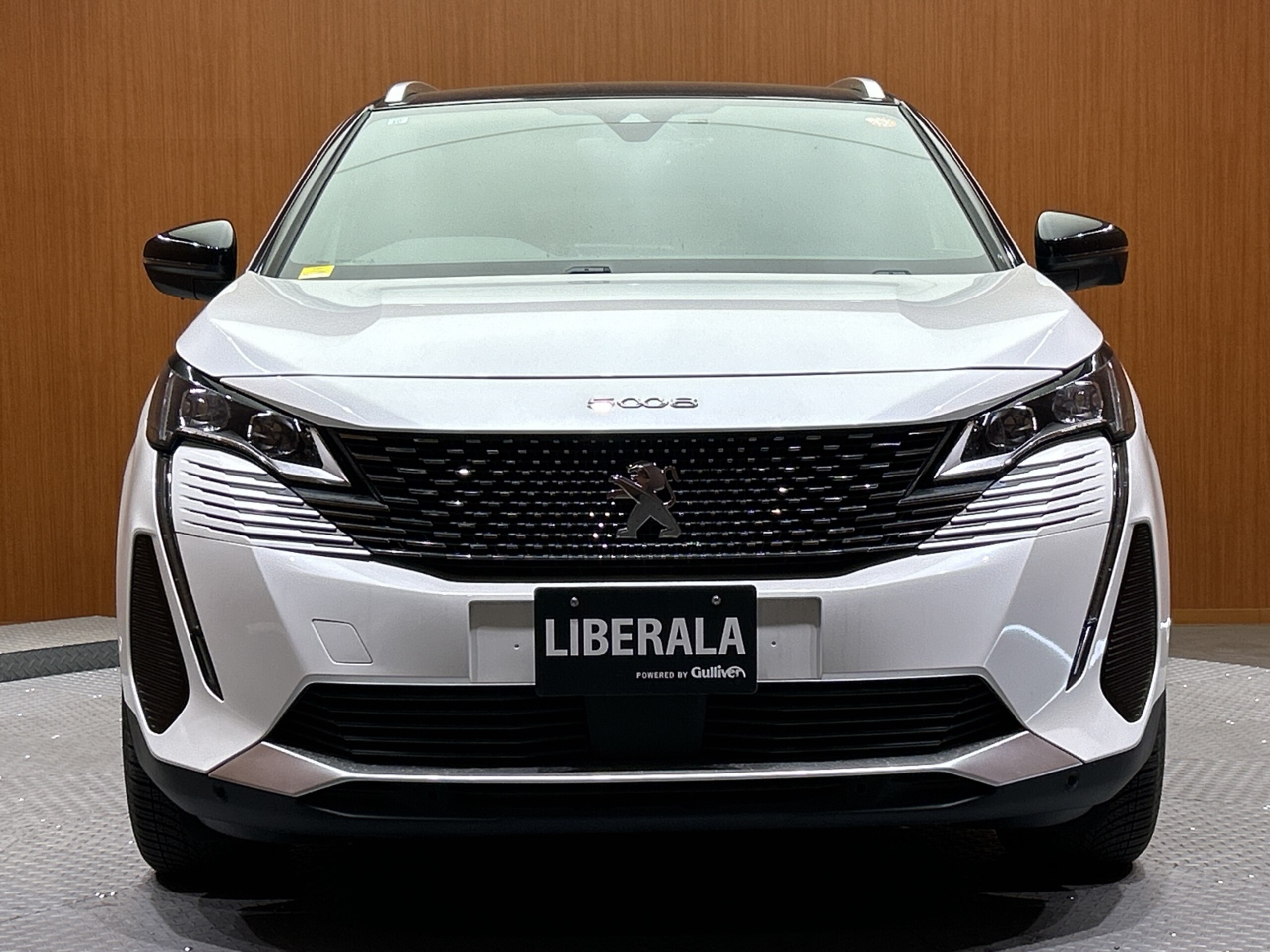 Peugeot 5008 GT BlueHDi Diesel Turbo — photo 9