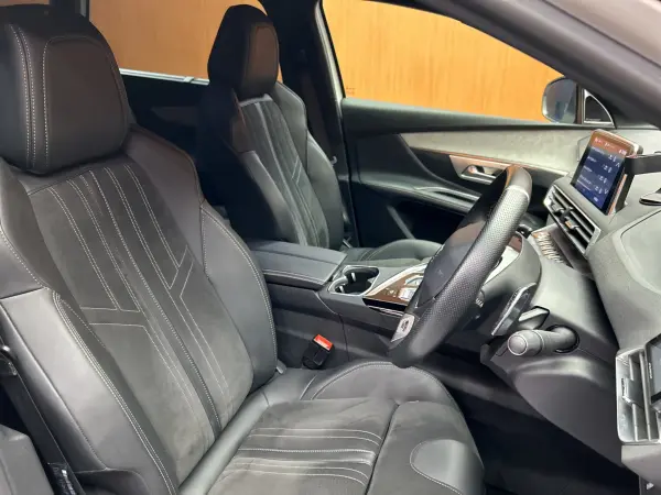 Peugeot 5008 GT BlueHDi Diesel Turbo ACC Display Audio Back Camera BSM Half Leather Seat Seat Heater Power Seat LED Headlight High Beam Assist Paddle Shift Electric Rear Gate Genuine 18-inch AW ETC (Pearl White) — photo 7