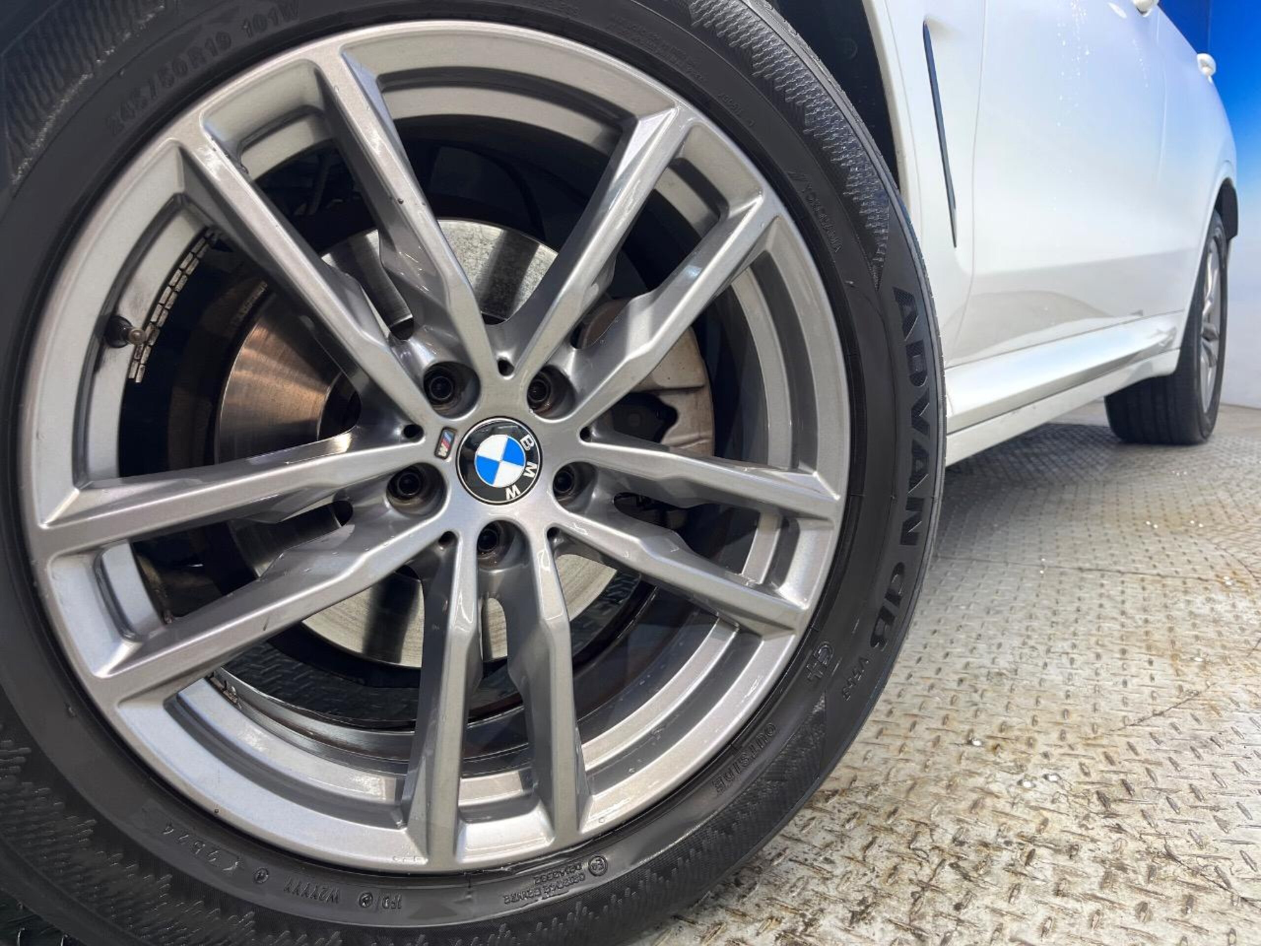 BMW X3 xDrive20d M Sport Diesel Turbo 4WD Highline Package Brown Leather ACC 360 Camera Collision Mitigation Lane Assist Clearance Sonar Power Front Seats Heated Seats LED Headlamps — photo 9