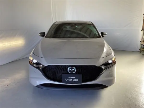 2023 Mazda 3 Fastback — photo 2