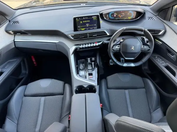 2025 Peugeot 3008 — photo 3 | Tuminion Kenya