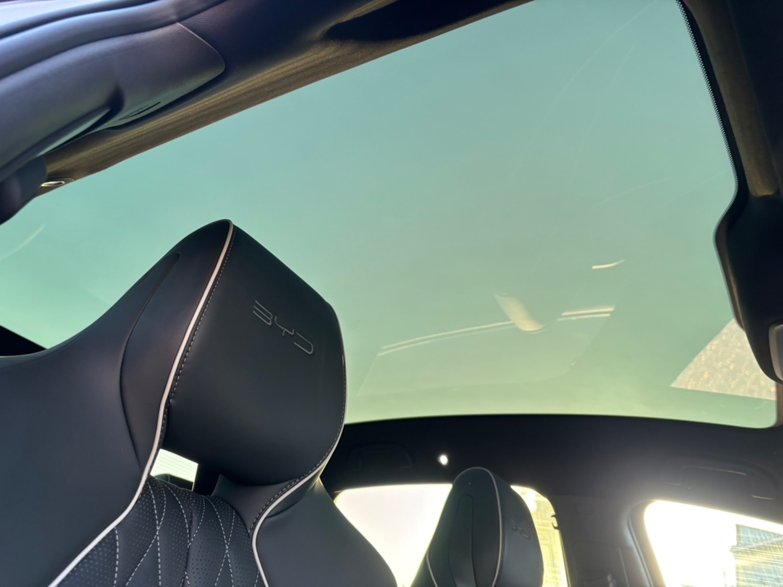 BYD Seal AWD Demo Car with Glass Roof, LED Lights, HUD, CarPlay, 360 Camera, Leather Seats, Heated/Cooled Seats & Steering Wheel, Factory Navigation, Adaptive Cruise Control, Power Trunk — photo 8