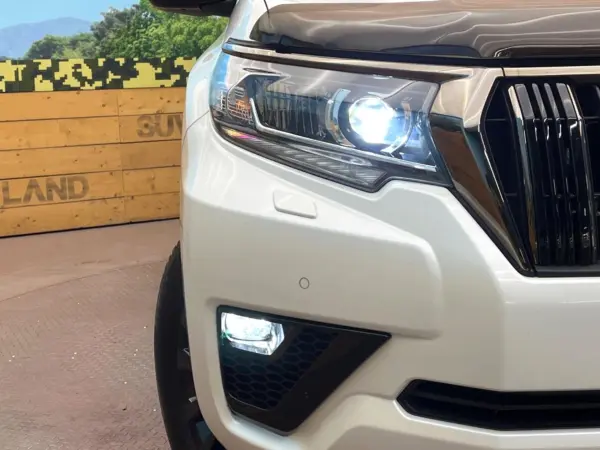 Toyota Land Cruiser Prado 2.8 TX L Package Black Edition Diesel Turbo 4WD — photo 8