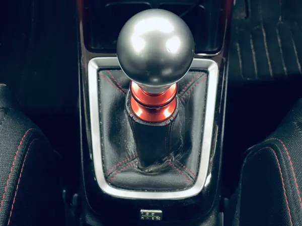 Suzuki Swift Sport 1.4 6MT — photo 8