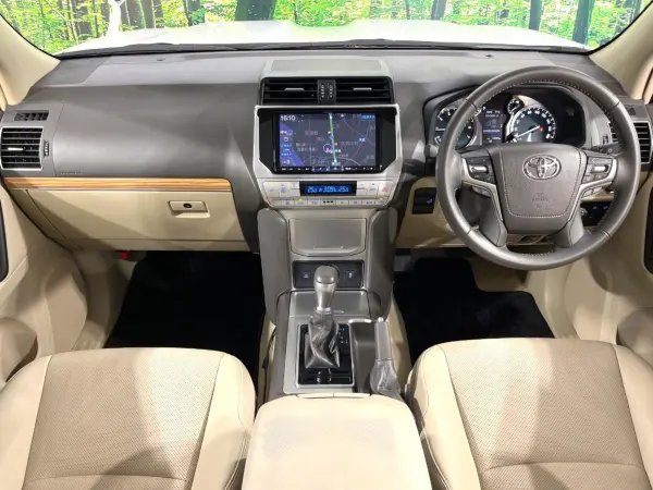 2023 Toyota Landcruiser Prado — photo 2