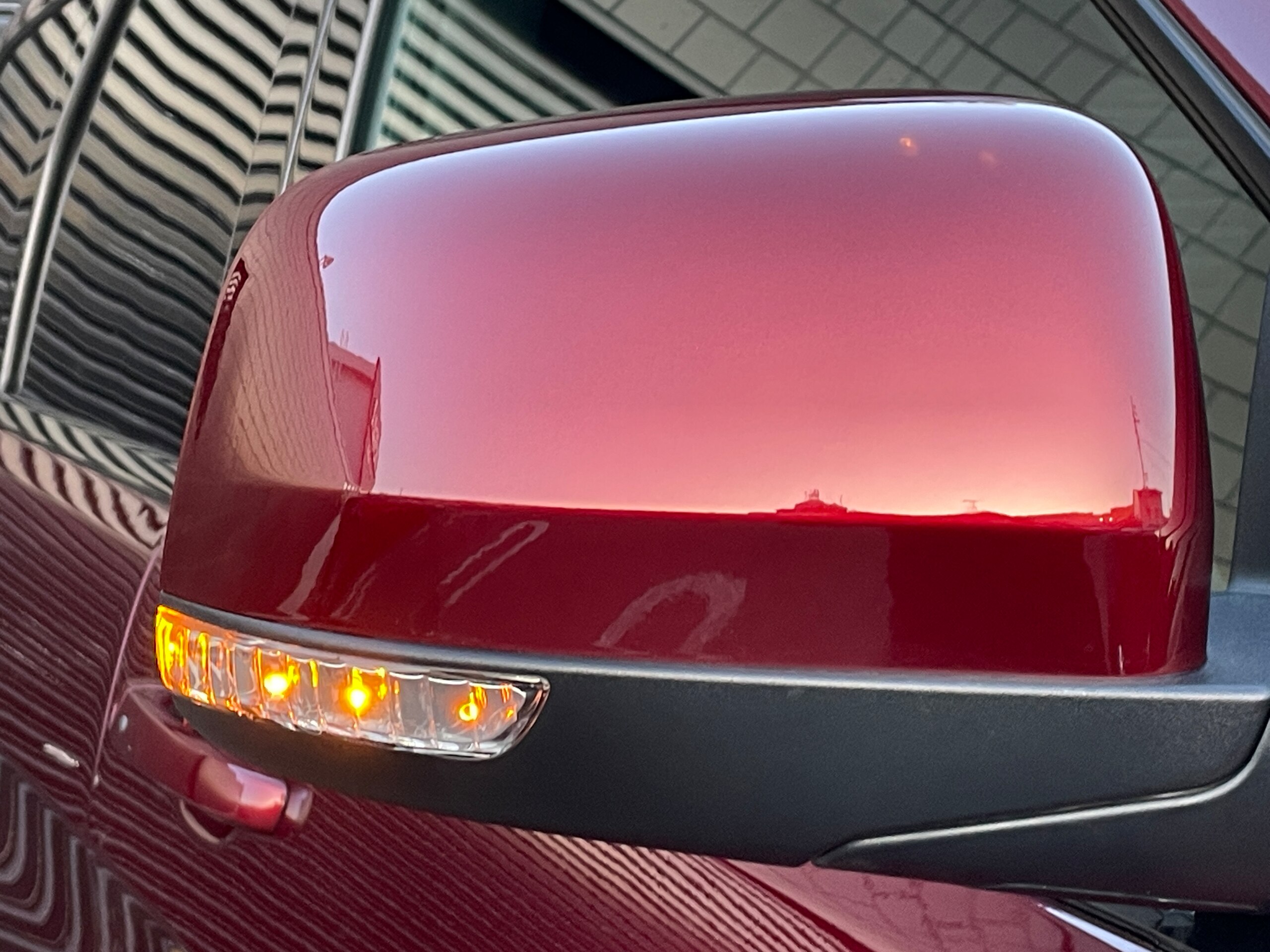 Jeep Grand Cherokee Altitude 4WD One Owner 20-inch AW Half Leather Air Suspension Factory Navigation Full-Seg TV Front Side Rear Camera CarPlay Seat Heater LED Headlights Front Rear Dashcam (Wine Red Metallic) — photo 8