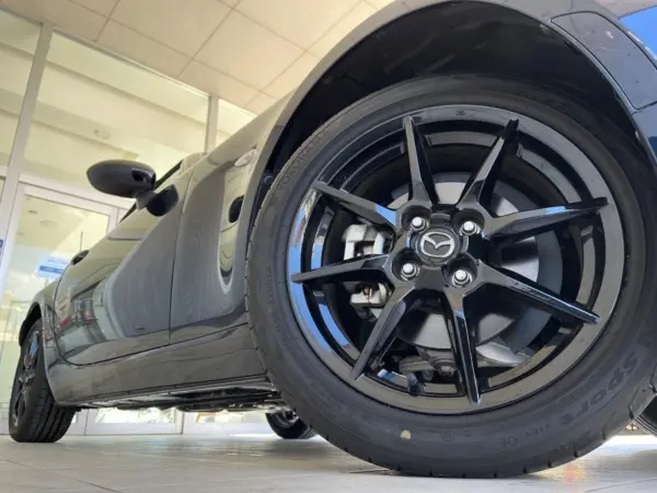 Mazda Roadster 1.5 S Leather Package White Selection 6MT Smart City Brake Support Blind Spot Monitor White Nappa Leather Seat Seat Heater Genuine 16-inch Aluminum Leather-wrapped Steering Wheel LED Headlights ETC Dashcam (Deep Crystal Blue Mica) — photo 9