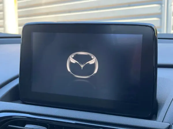 Mazda Roadster 1.5 S Leather Package White Selection 6MT Smart City Brake Support Blind Spot Monitor White Nappa Leather Seat Seat Heater Genuine 16-inch Aluminum Leather-wrapped Steering Wheel LED Headlights ETC Dashcam (Deep Crystal Blue Mica) — photo 7