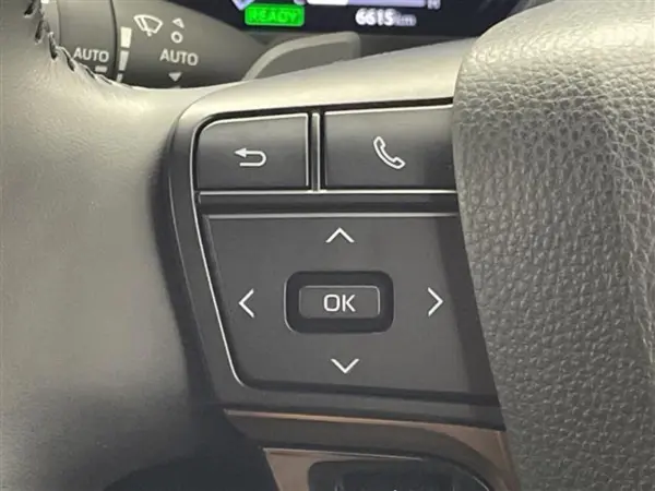 Toyota Alphard Hybrid 2.5 Z E-Four 4WD Non-Smoking / Genuine 14-inch Navi / Rear Seat Monitor (White Pearl) — photo 7