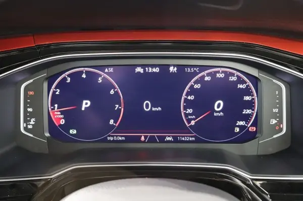 Volkswagen Polo GTI IQ.LIGHT Digital Meter Genuine 18-inch Alloy Wheels Travel Assist (Black) — photo 7