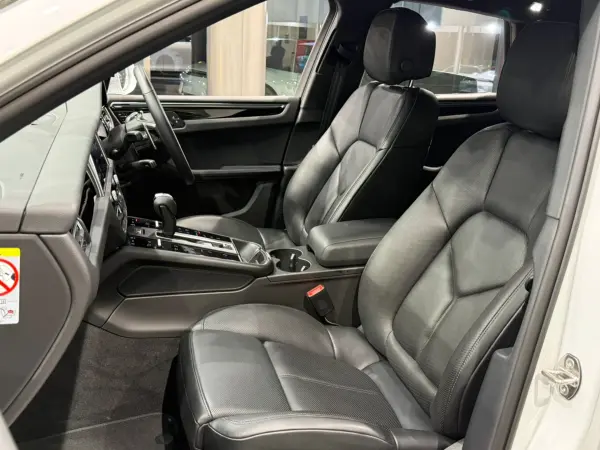 Porsche Macan S PDK 4WD — photo 9