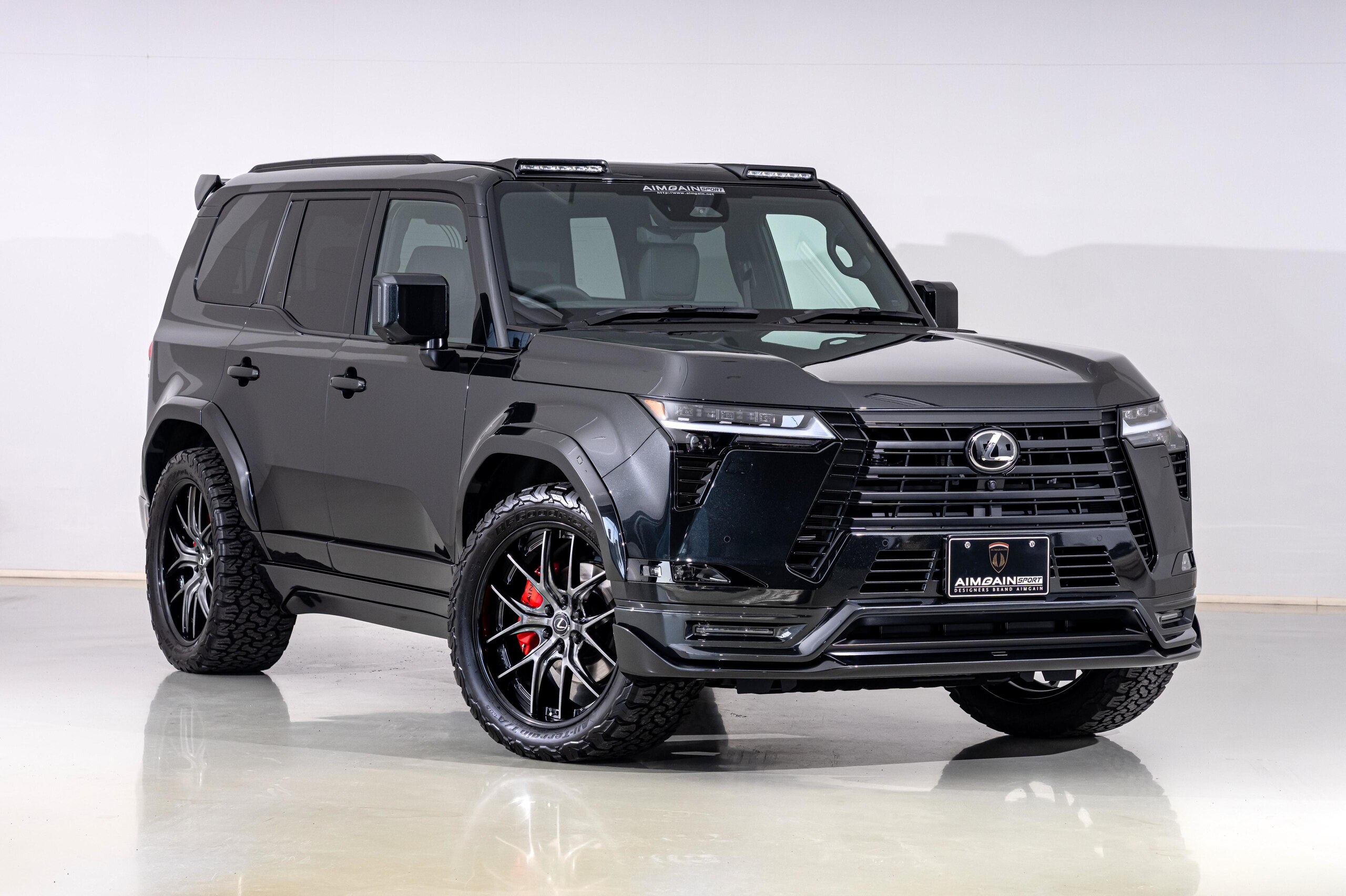 2025 Lexus Gx — photo 2