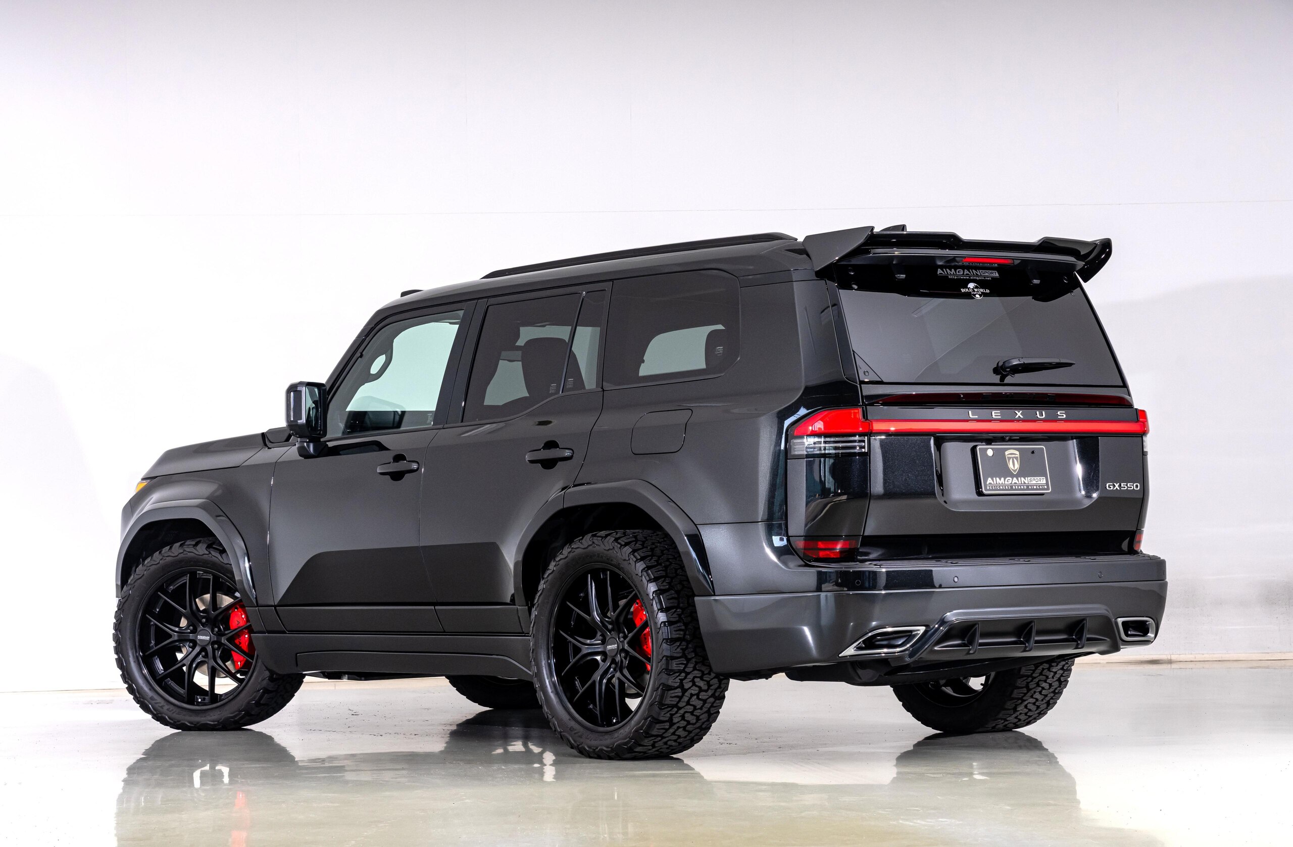 2025 Lexus Gx — photo 3