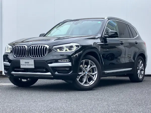 BMW X3 xDrive20d xLine Diesel Turbo 4WD Black Leather Seats 19-inch Alloy Wheels Digital Terrestrial Touch Panel HDD Navigation ACC Adaptive LED Headlights Head-Up Display Wireless Charging (Sapphire Black)
