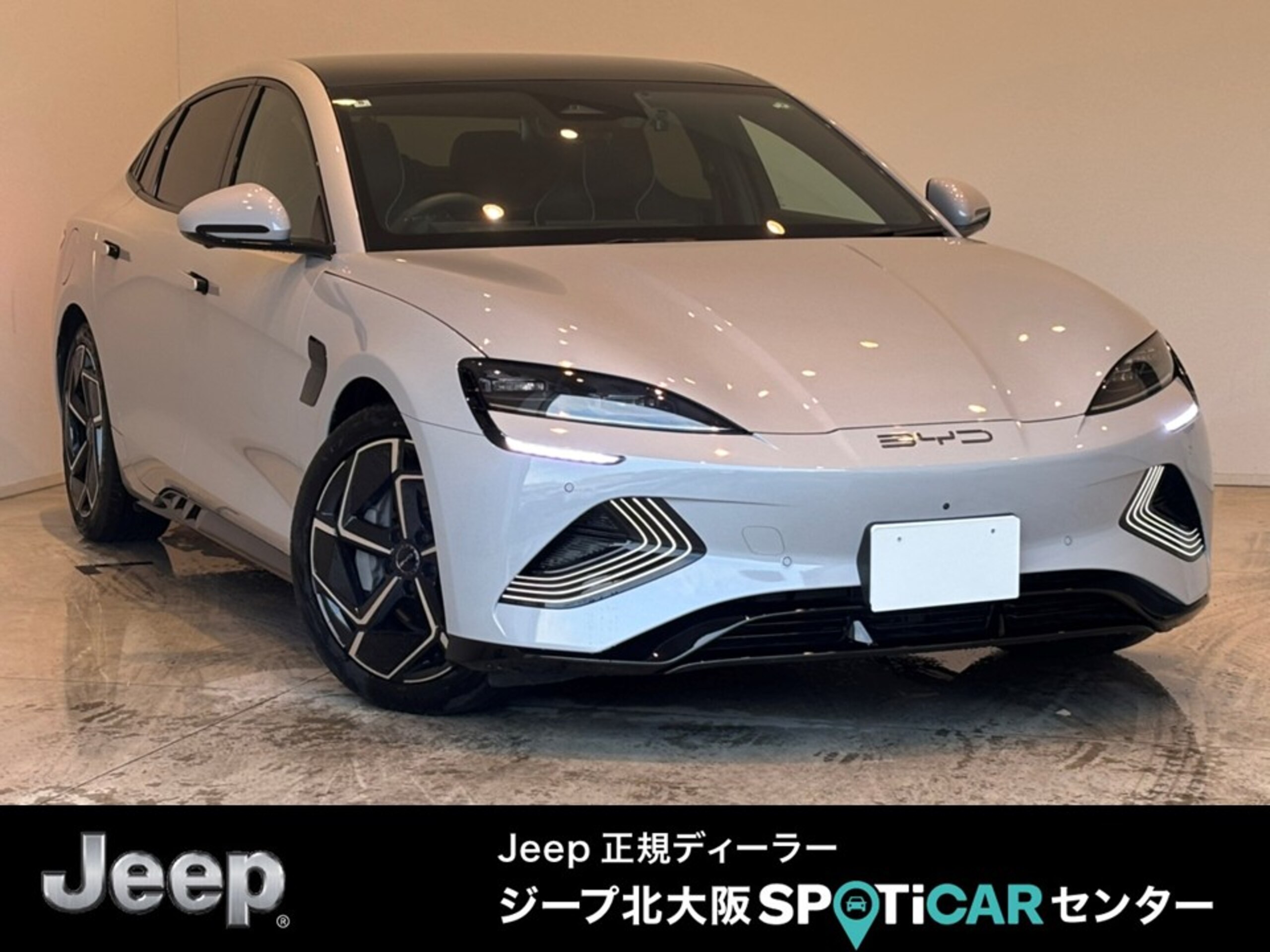 BYD Seal AWD Demo Car with Glass Roof, LED Lights, HUD, CarPlay, 360 Camera, Leather Seats, Heated/Cooled Seats & Steering Wheel, Factory Navigation, Adaptive Cruise Control, Power Trunk