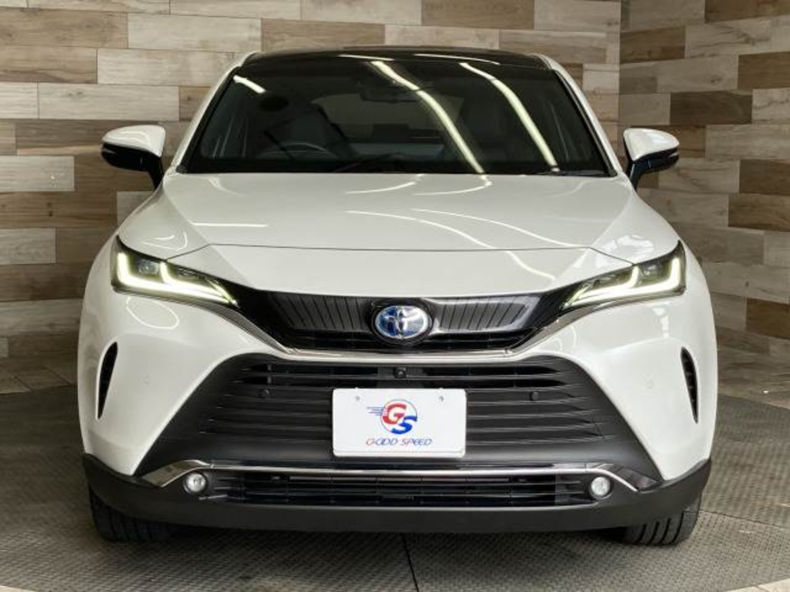 2023 Toyota Harrier — photo 2