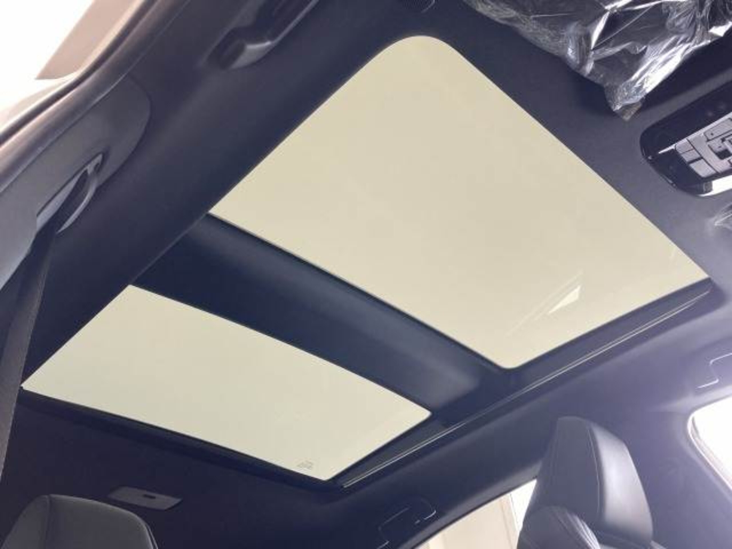 Toyota Harrier 2.5 Hybrid Z — photo 8