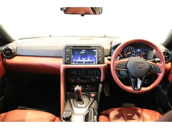 2018 Nissan Gt-r — photo 2 | Tuminion Kenya