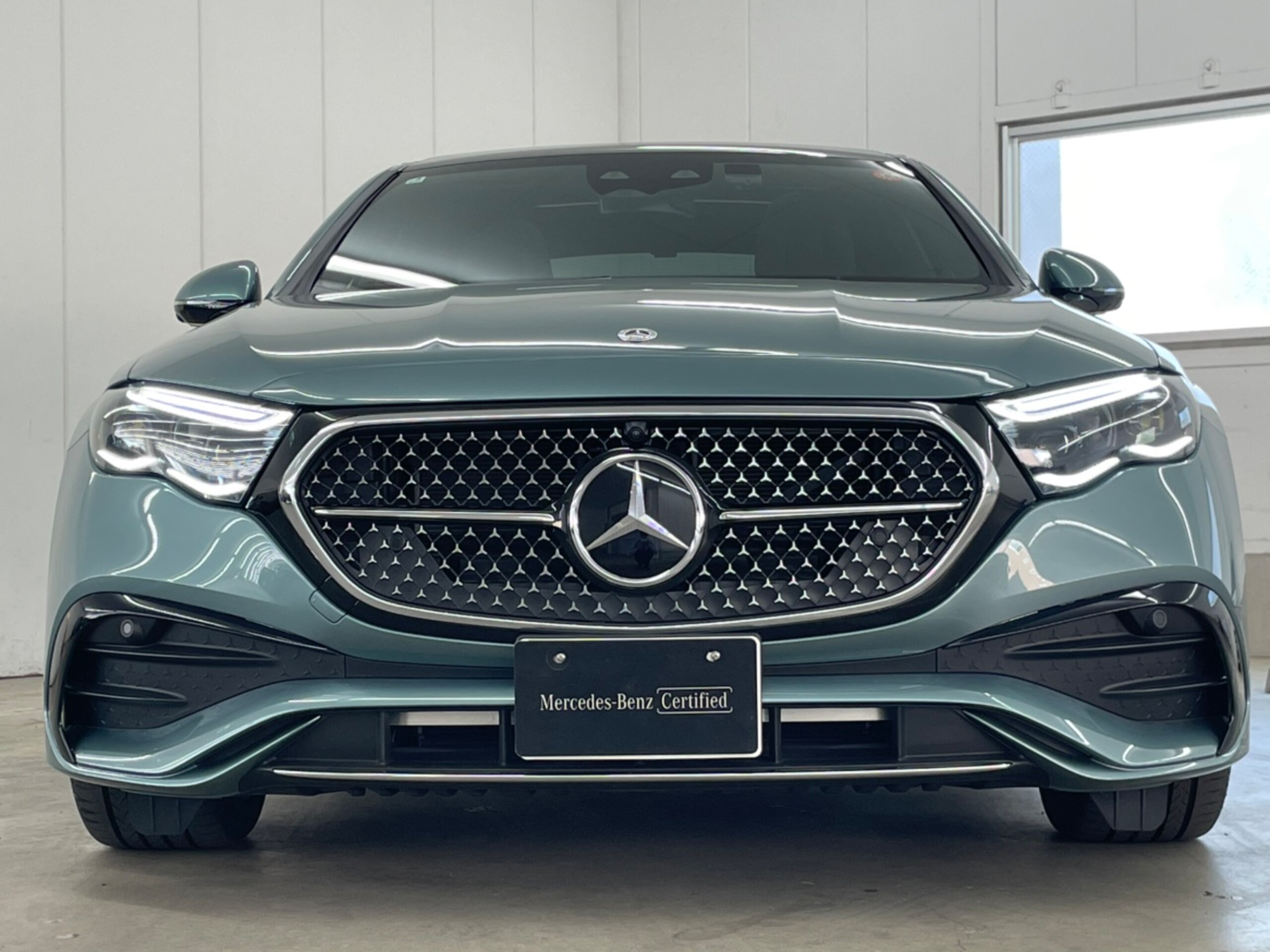 2025 Mercedes E Class — photo 2